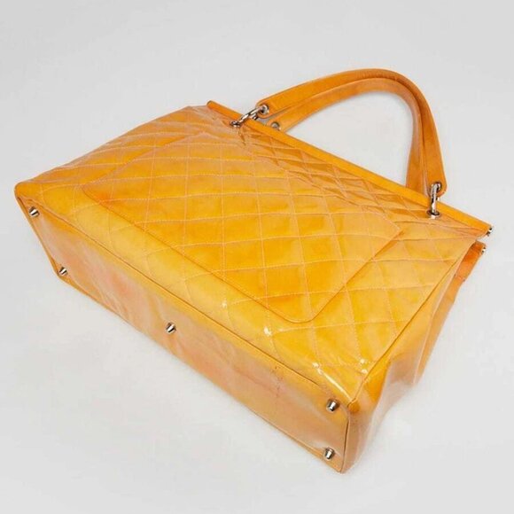 Chanel Yellow Quilted Patent Leather Large Frame Top Tote Bag - Picture 4 of 12